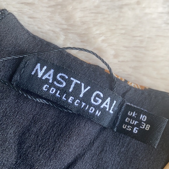 Nasty Gal Collection Vintage Floral Dress - Picture 4 of 4